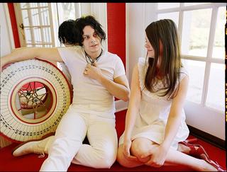 Meg White feet photo thumbnail