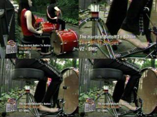 Meg White feet photo thumbnail