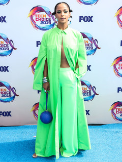 Megalyn Echikunwoke feet photo thumbnail