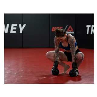 Megan Anderson feet photo 18