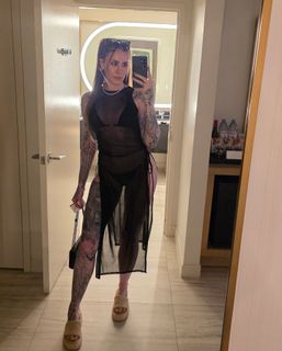 Megan Anderson feet photo 5