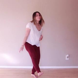 Megan Batoon feet photo thumbnail