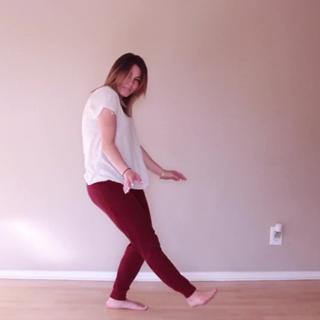 Megan Batoon feet photo thumbnail