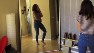 Megan Batoon feet photo thumbnail