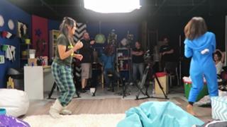Megan Batoon feet photo thumbnail