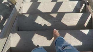 Megan Batoon feet photo thumbnail