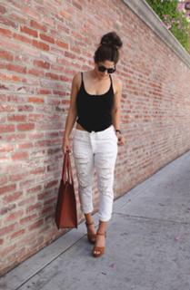 Megan Batoon feet photo thumbnail