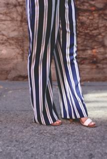 Megan Batoon feet photo thumbnail