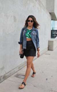 Megan Batoon feet photo thumbnail