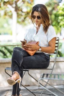 Megan Batoon feet photo thumbnail