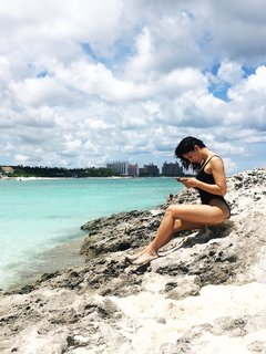 Megan Batoon feet photo thumbnail