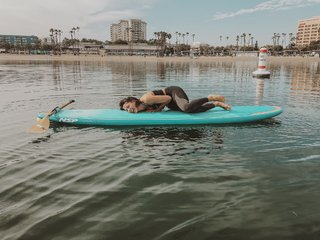 Megan Batoon feet photo thumbnail
