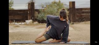 Megan Batoon feet photo thumbnail