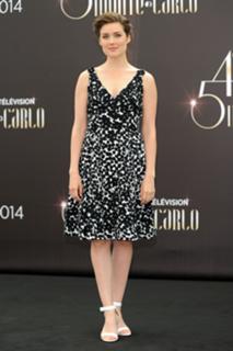 Megan Boone feet photo thumbnail