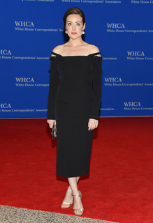 Megan Boone feet photo thumbnail