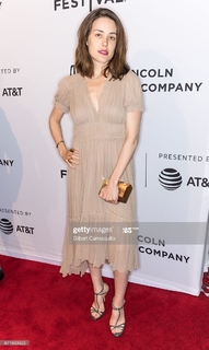 Megan Boone feet photo thumbnail
