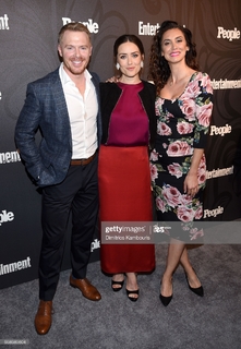 Megan Boone feet photo thumbnail