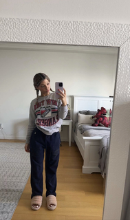 Megan Eugenio feet photo thumbnail