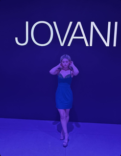 Megan Eugenio feet photo thumbnail