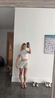 Megan Eugenio feet photo thumbnail