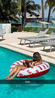 Megan Eugenio feet photo thumbnail