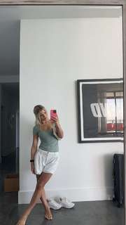 Megan Eugenio feet photo thumbnail