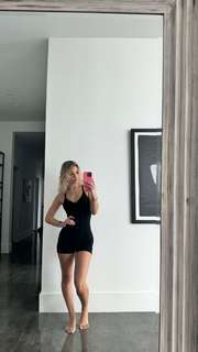 Megan Eugenio feet photo thumbnail