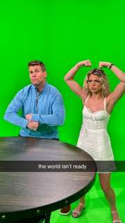 Megan Eugenio feet photo thumbnail