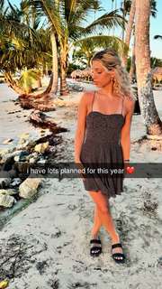 Megan Eugenio feet photo thumbnail