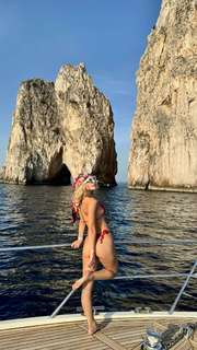 Megan Eugenio feet photo thumbnail