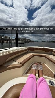 Megan Eugenio feet photo thumbnail