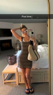 Megan Eugenio feet photo thumbnail