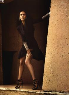 Megan Fox feet photo thumbnail