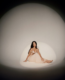 Megan Fox feet photo thumbnail