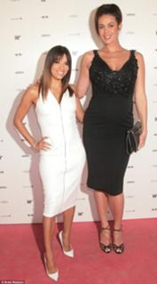 Megan Gale feet photo 1