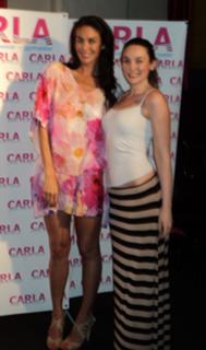 Megan Gale feet photo 12