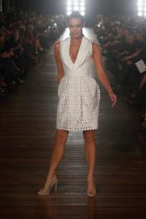 Megan Gale feet photo 15