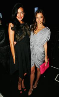 Megan Gale feet photo 2