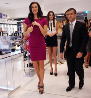 Megan Gale feet photo 7