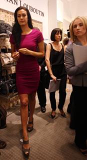 Megan Gale feet photo 1