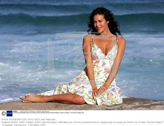 Megan Gale feet photo 10