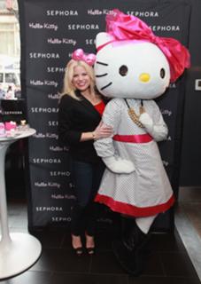 Megan Hilty feet photo 5