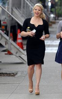 Megan Hilty feet photo 17