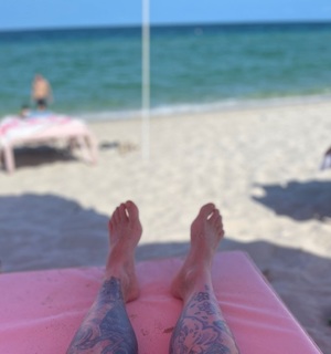 Megan Massacre feet photo 6