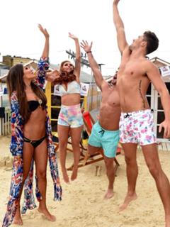 Megan McKenna feet photo thumbnail