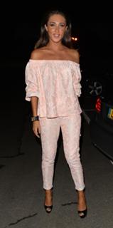 Megan McKenna feet photo thumbnail