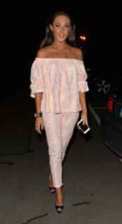 Megan McKenna feet photo thumbnail