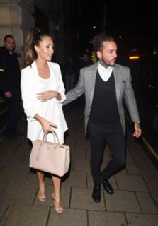 Megan McKenna feet photo thumbnail