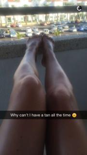 Megan McKenna feet photo thumbnail