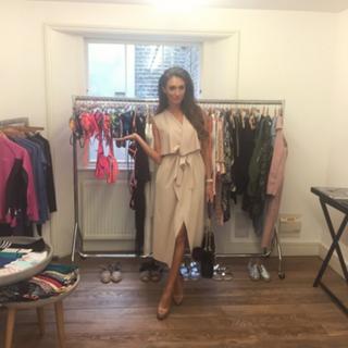 Megan McKenna feet photo thumbnail